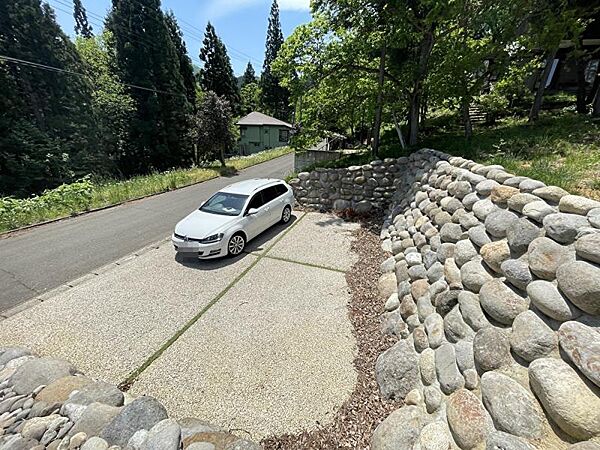detached 宮城県刈田郡蔵王町遠刈田温泉字八山
地図を見る