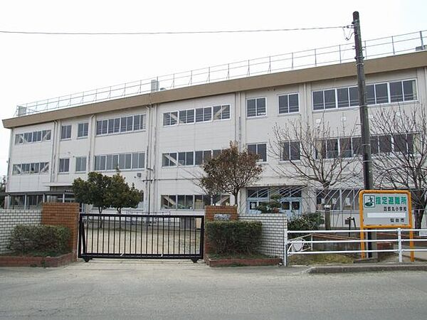 四郎丸小学校（徒歩16分）1233ｍ