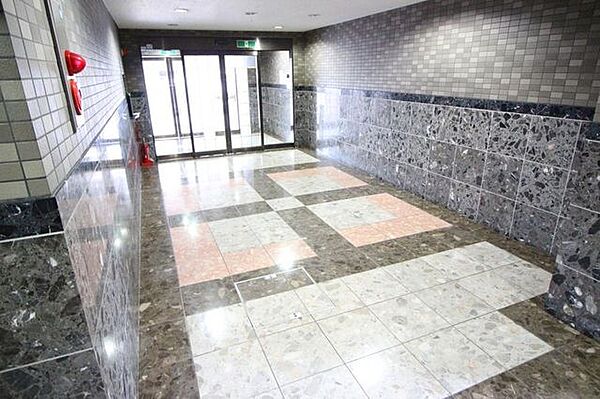 忙しい朝や遅い帰宅時にも嬉しい駅歩9分
