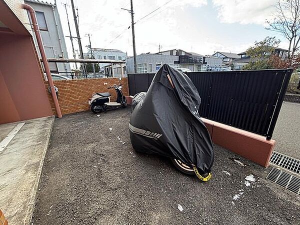 バイク置場もございます
