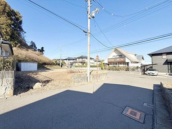（現地写真）建築条件無し土地のため、焦らずにご家族に合ったスケジュールで、間取りなどを選ぶことができます〇＊建築プランのご相談もお気軽にお問合せください（＾ー＾）！