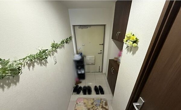 すっきり片付く玄関収納で快適な動線