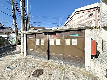 敷地内ゴミ置き場あり。