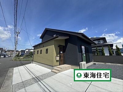 外観：太陽光発電で光熱費を節約。浮いた分は教育費や家族旅行に回せます