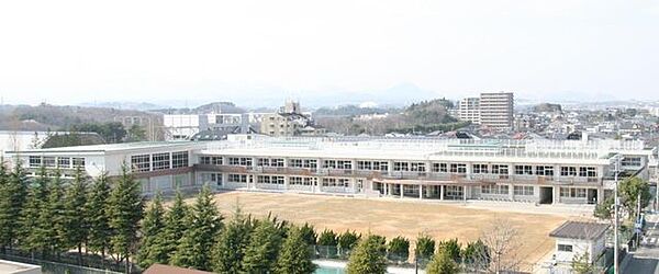 仙台市立旭丘小学校 　（徒歩12分） 950m