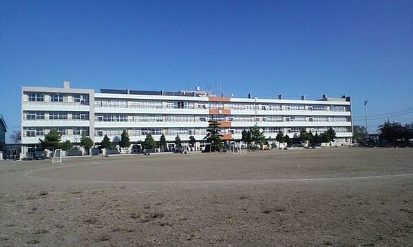 山王小学校　839m　徒歩11分