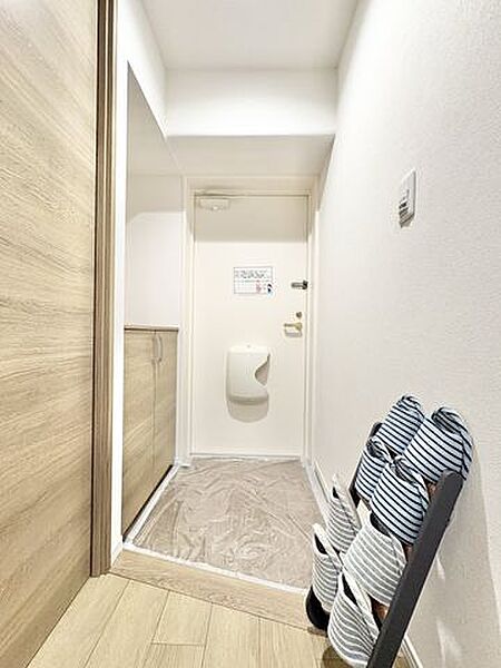 床・壁・建具もリフォーム済み！気持ちよく新生活を