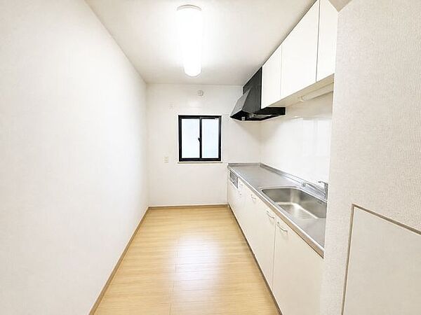 キッチン「販売価格2，280万円」※画像は一部CGを含んでいます。