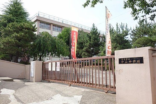 仙台市立中山中学校 徒歩17分。 1330m
