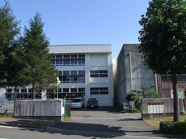 松森小学校 徒歩10分(809m)