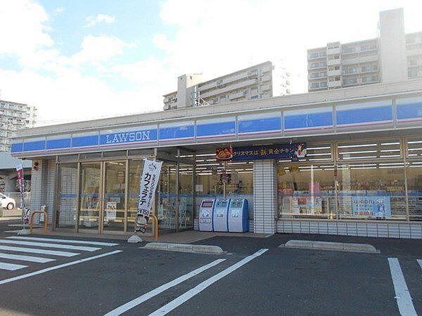 ローソン多賀城東田中店 徒歩4分。 290m
