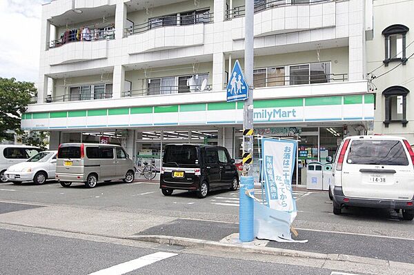 画像26:ファミリーマート成田かの里店 301m
