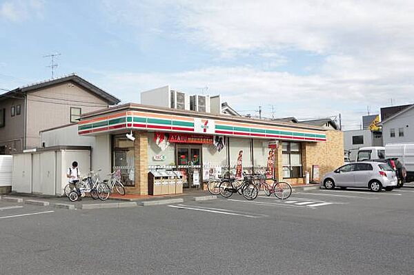 画像10:セブンイレブン名古屋当知1丁目店 74m