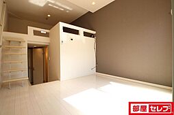 アーク東海通 2階1Kのリビング/ダイニング