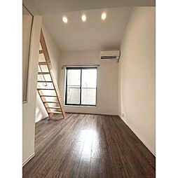 LECOCON港陽 1階ワンルームのリビング/ダイニング