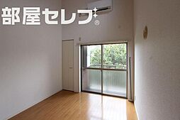 ツェルニー 2階1Kのリビング/ダイニング