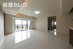 ロイジェント日吉 9階3LDKのリビング/ダイニング