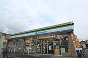 ファミリーマート中川千音寺店 755m
