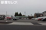 ファミリーマート横井一丁目店 842m