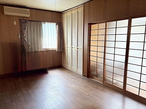室内