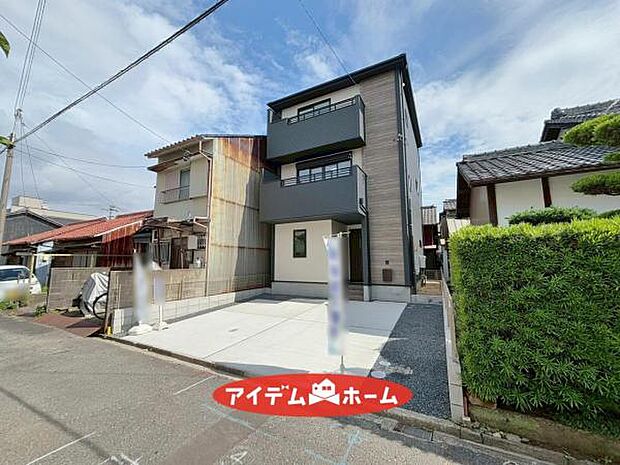 ●○1号棟外観写真○● 平日のご案内も可能です 