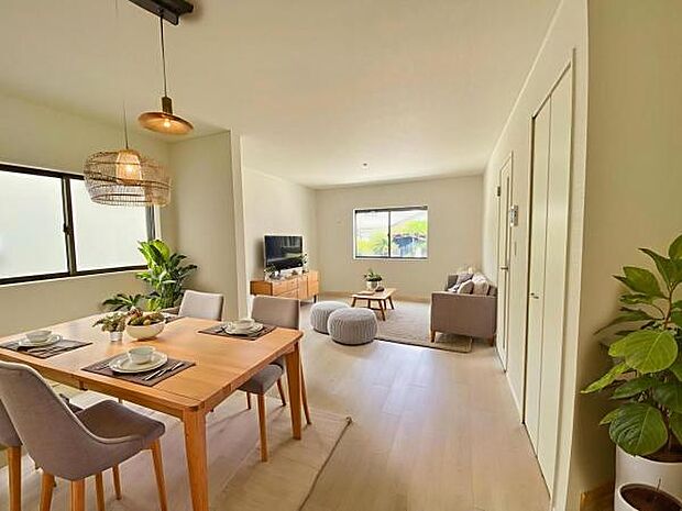 1号棟 内観写真 (本画像はCGで作成されており、実際に現地に家具は置かれておりません。)