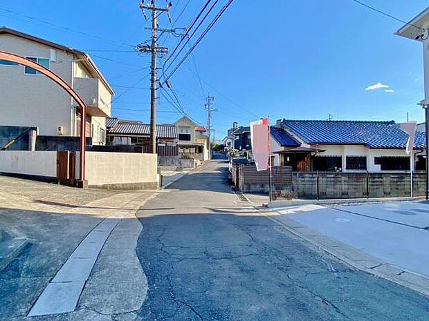 ●○北側前面道路○● 平日のご案内も可能です!