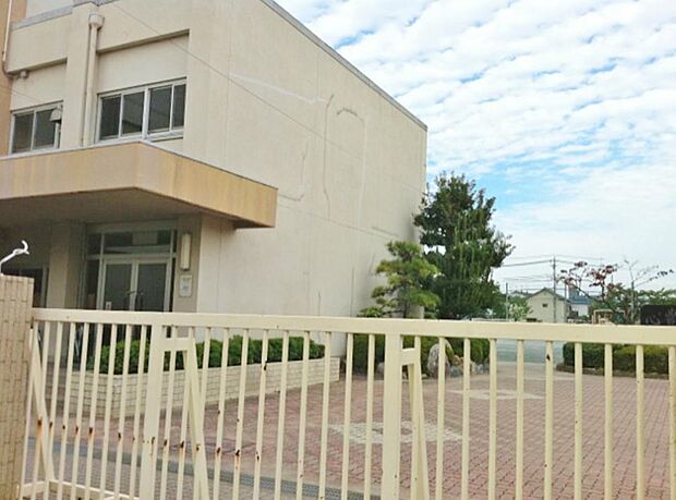 名古屋市立平田小学校(660m)