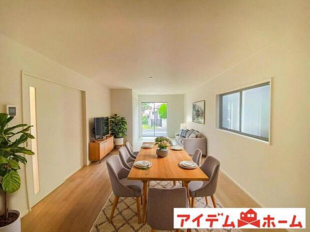 1号棟　内観写真 (本画像はCGで作成されており、実際に現地に家具は置かれておりません。)  