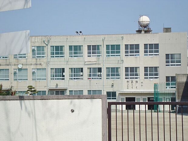 名古屋市立正色小学校(1130m)