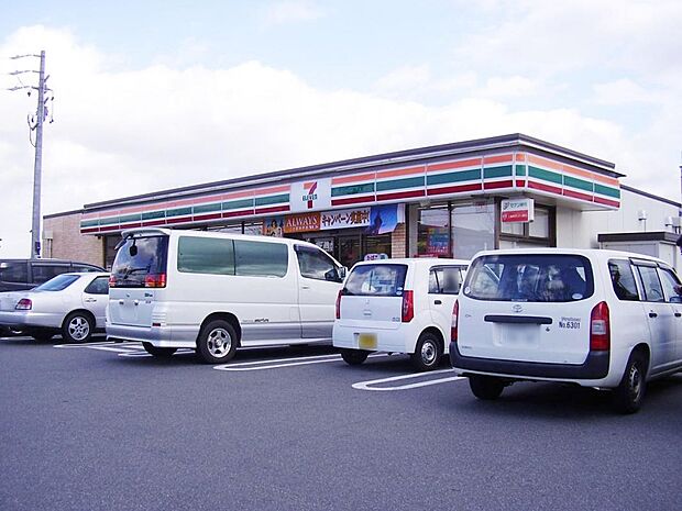セブンイレブン 愛西持中町店（963m）