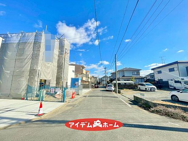 ●○南側前面道路○● 平日のご案内も可能です!