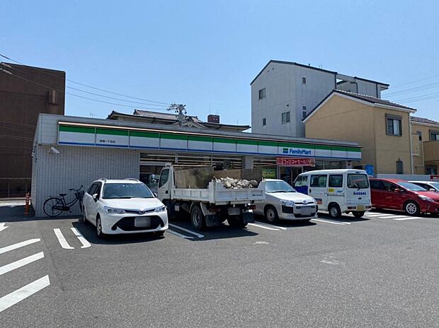 ファミリーマート 港陽一丁目店（384m）