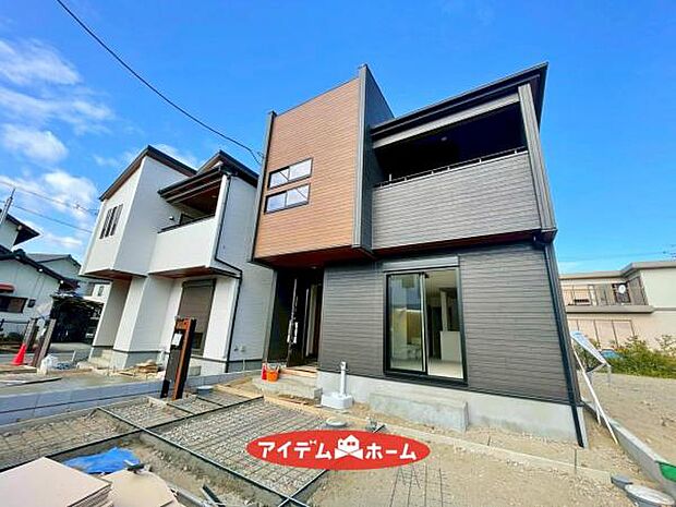 ●○2号棟外観○● 平日のご案内も可能です