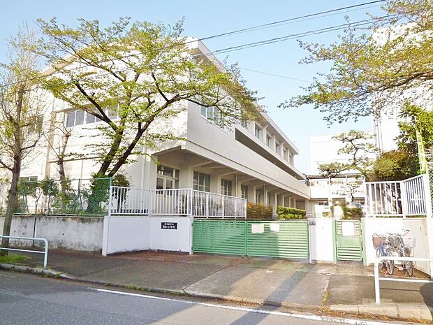 名古屋市立当知小学校(450m)