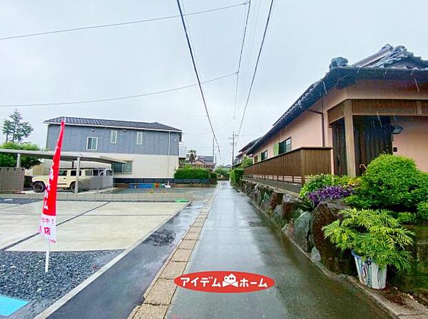 ●○前面道路写真○● 平日のご案内も可能です！