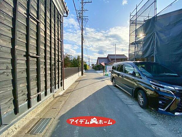 ●○前面道路写真○● 平日のご案内も可能です