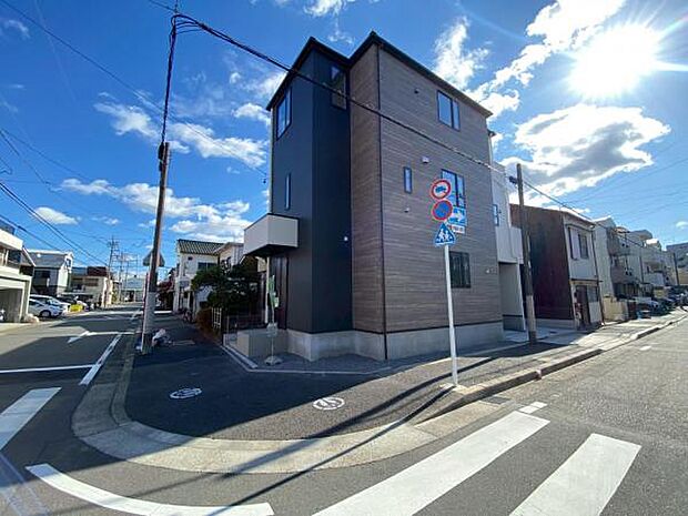 ●○1号棟外観○● 平日のご案内も可能です!