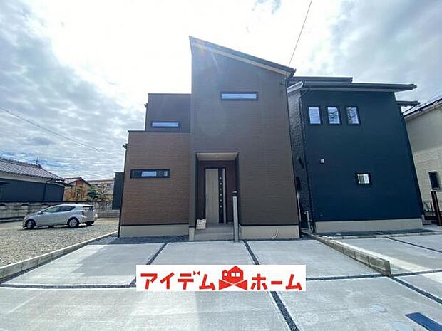 ●○2号棟外観○● 平日のご案内も可能です！ 