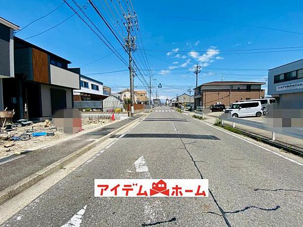 ●○前面道路写真○● 平日のご案内も可能です!