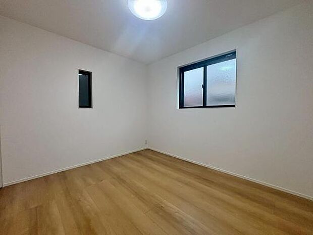 1号棟　内観写真　納戸