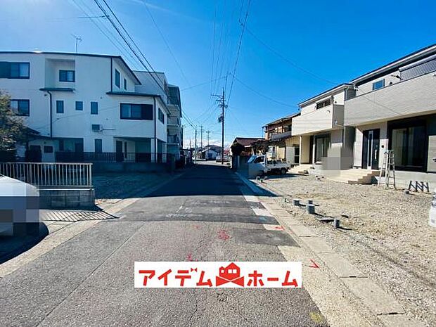 ●○前面道路写真○● 平日のご案内も可能です!