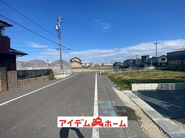 ●○前面道路○● 平日のご案内も可能です！ 