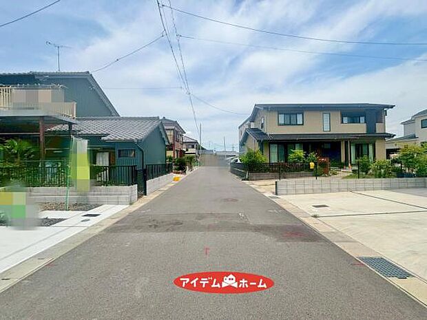 ●○前面道路写真○● 平日のご案内も可能です！