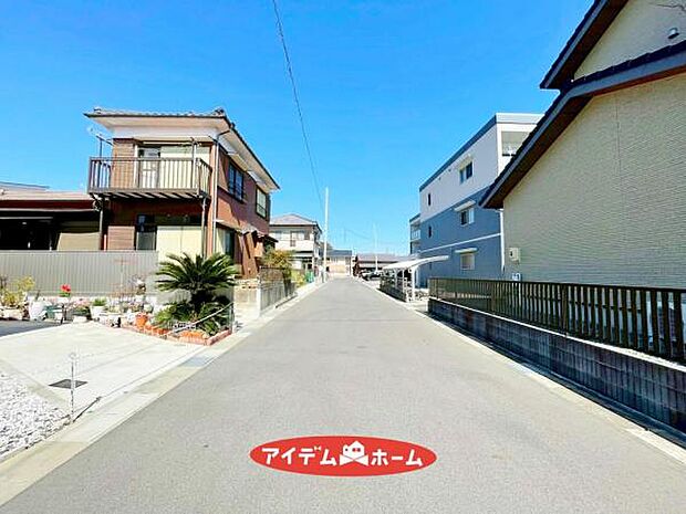 ●○前面道路写真○● 平日のご案内も可能です！