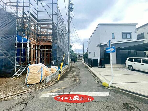 ●○西側前面道路○● 平日のご案内も可能です