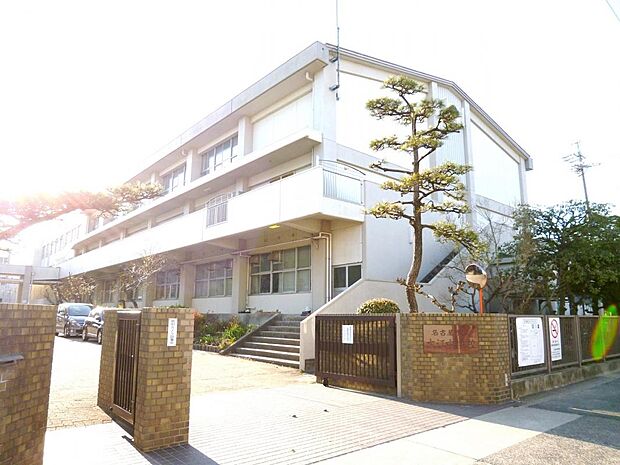 名古屋市立大江中学校（850m）