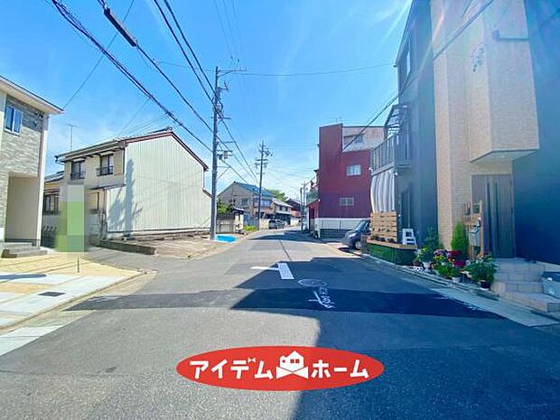 ●○西側前面道路○● 平日のご案内も可能です!