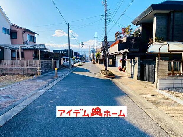 ●○前面道路写真○● 平日のご案内も可能です 