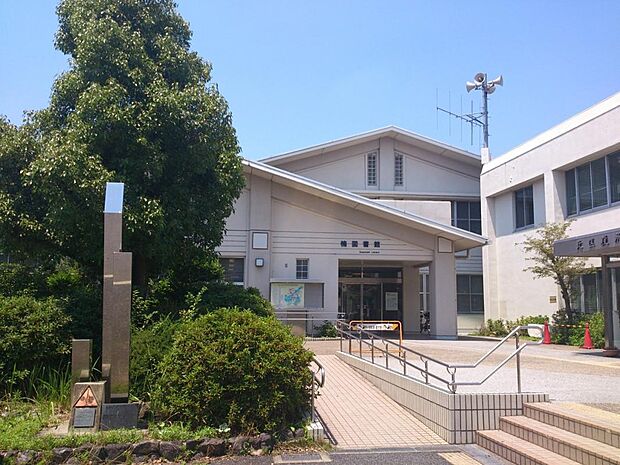 名古屋市立 楠図書館（503m）